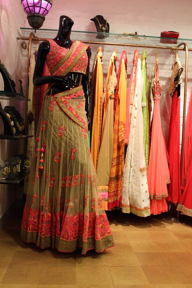 1560595_259431400887861_1448048461_n